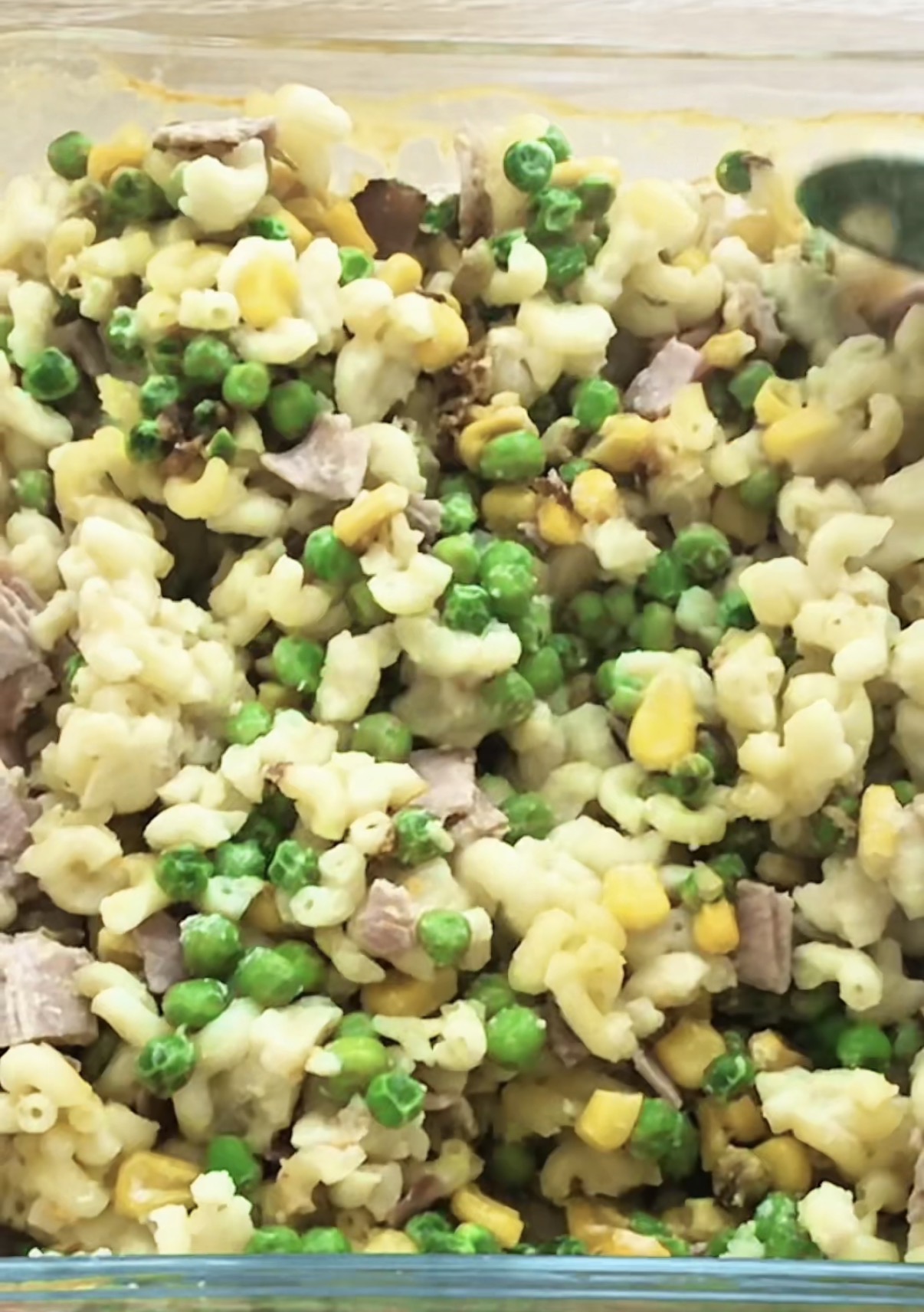 One pot de coquillettes au jambon, petits pois & maïs