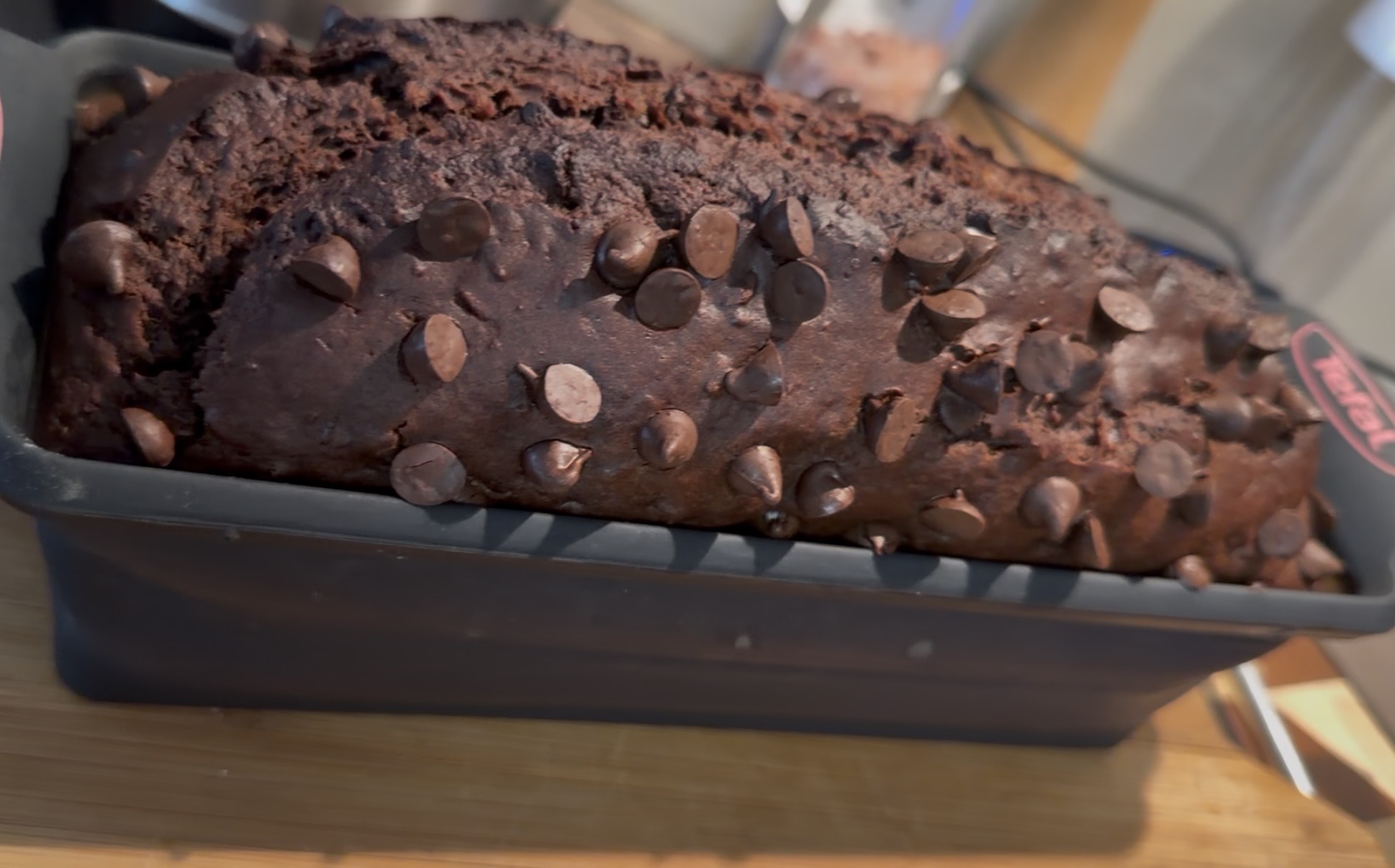 Gâteau au chocolat sans sucre ajouté (aux dattes)