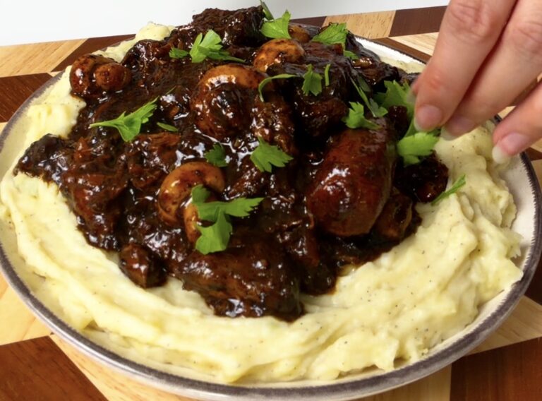 Bœuf bourguignon à ma façon (simple, tendre & moins gras) + purée maison